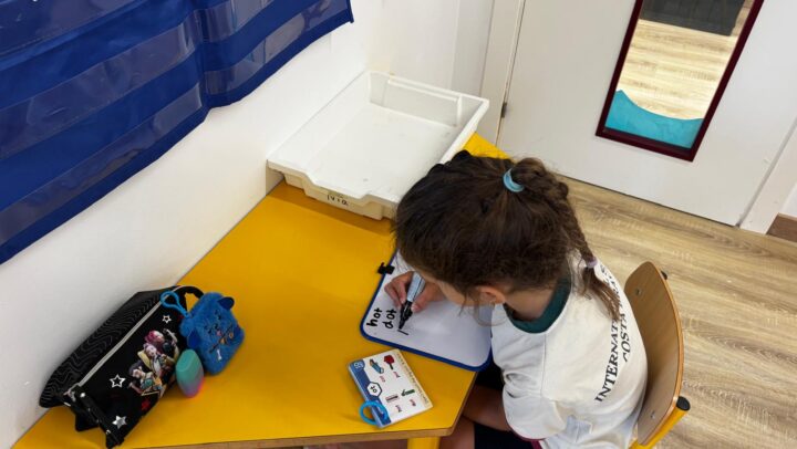 What Is the Best Age to Start Learning English?